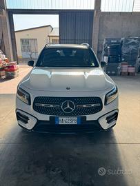 Mercedes GLB