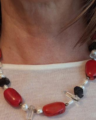 Collana diaspro rosso e tormalina nera
