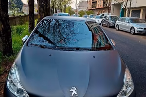 Peugeot 208 GTI  208 cv