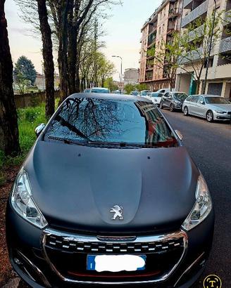 Peugeot 208 GTI  208 cv