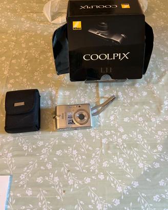 coolpix L11 nikon come nuova