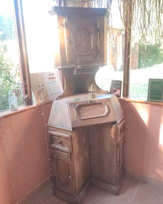 Mobile ad angolo legno massello 