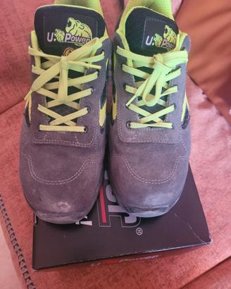 Scarpe da lavoro u-power n.42 nuove