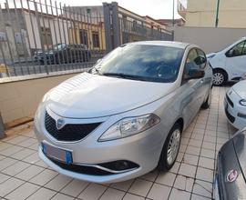 Lancia Ypsilon 1.2 69 CV 5 porte GPL Gold