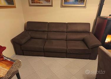 Divano 4 posti 
