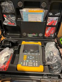 Fluke 199c scopometrer oscilloscopio