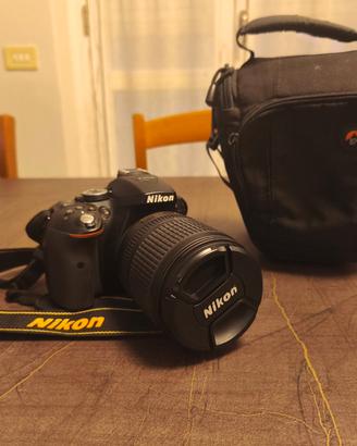 Nikon D5300 + Obiettivo 18-105