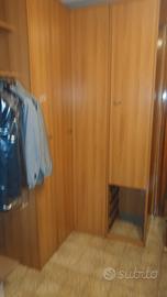 armadio camera da letto e scrivania 