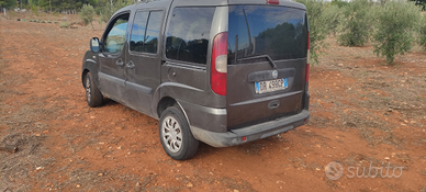Fiat Doblò autocarro 5 posti