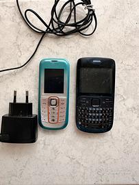 Nokia 2600 Classic + Nokia C3-00 + caricabatterie