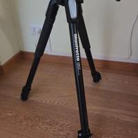 Treppiedi Manfrotto MT055XPRO3 pari al nuovo!!!