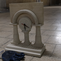 Orologio in pietra leccese