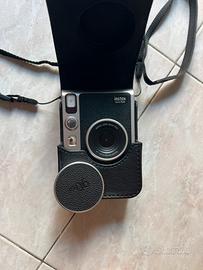 Fujifilm Instax Mini Evo in garanzia giugno 2027