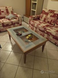 Tavolino e divani