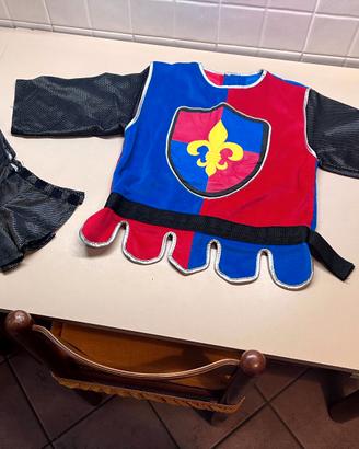 CARNEVALE: VESTITO DA CAVALIERE (6-7 ANNI)