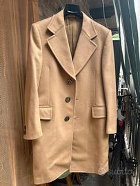 Cappotto Beige Taglio Sovietico Sartoriale