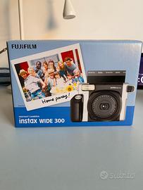 Instax Wide 300 - Fotocamera istantanea