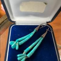 Orecchini pendenti turchesi