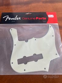 Fender bass battipenna
