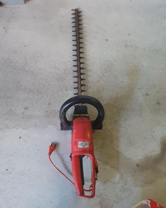 Tagliasiepi Ikra Mogatec HSP 700 PROFI