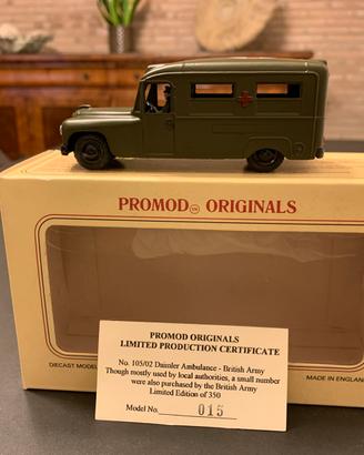 Modellino ambulanza militare
