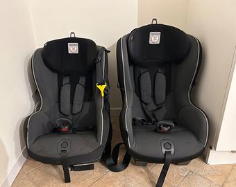2 seggiolini auto gruppo 1 Peg Perego 9-18 kg