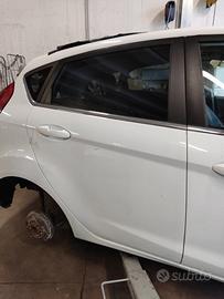 Porta posteriore dx FORD FIESTA del 2010