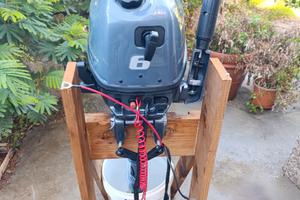 Motore fuoribordo 6 HP 4t Yamaha