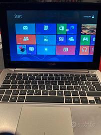 Notebook Asus S200E con monitor 11,6” touchscreen