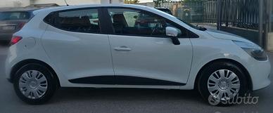 Renault clio 1,5 tdi 75 cv 70000 km