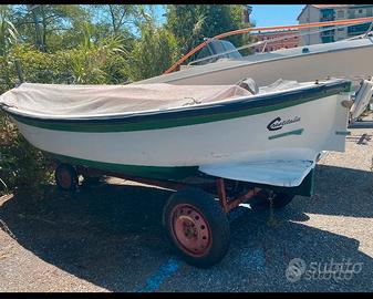 Barca Crest Italia 4 metri