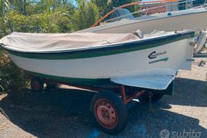 Barca Crest Italia 4 metri