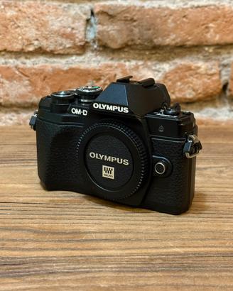 Olympus OM-D E-M10 Mark III