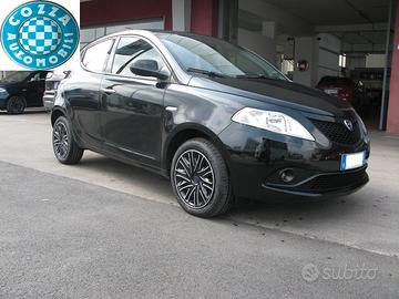 Lancia Ypsilon 1.0 FireFly 5 porte S&S Hybrid Ecoc