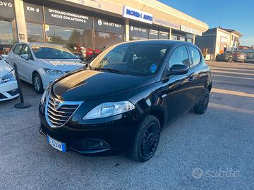 Lancia Ypsilon 0.9 TwinAir 85 CV 5 porte Metano Ec