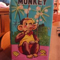 giocattolo bubble blowing monkey 