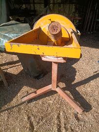 Mulino elettrico per cereali