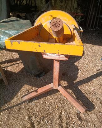 Mulino elettrico per cereali