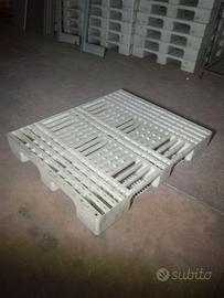 PEDANE IN  PLASTICA ALTA RESISTENZA PER ALIMENTI