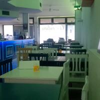 Locale commerciale con canna fumaria