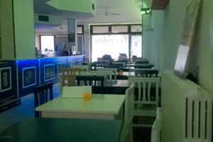 Locale commerciale con canna fumaria