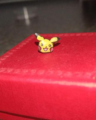 orecchino stile Pikatchu