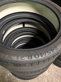 245/40 R21 100Y