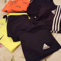 Magliette e pantaloncini sportivi