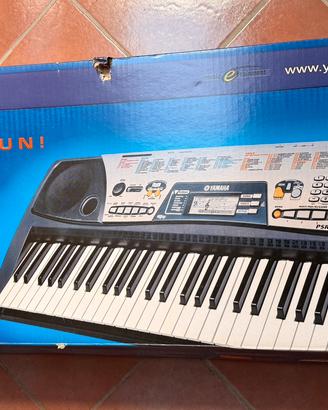 Tastiera Yamaha PSR175