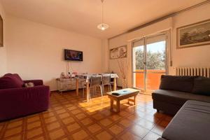 Appartamento con tre camere e garage