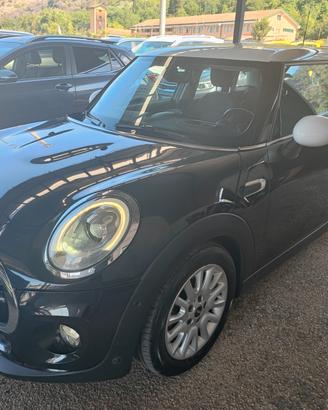 Mini 1.5 Cooper D Business XL