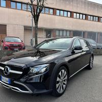 MERCEDES-BENZ E 220 d S.W. 4Matic Auto Premium A