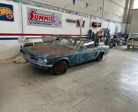 Ford Mustang cabrio 1967 da restaurare