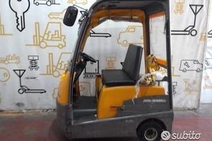 TRATTORE ELETTRICO EZS 570 jungheinrich